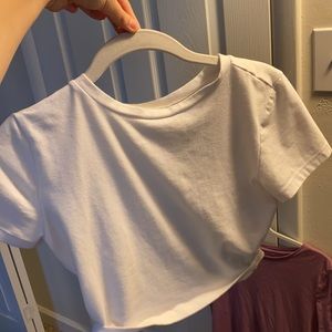 Cropped white tshirt <3